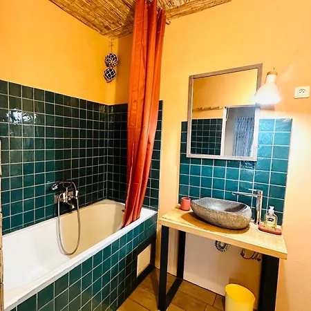 Lägenhet Cosy, Climatise, Au Coeur De *